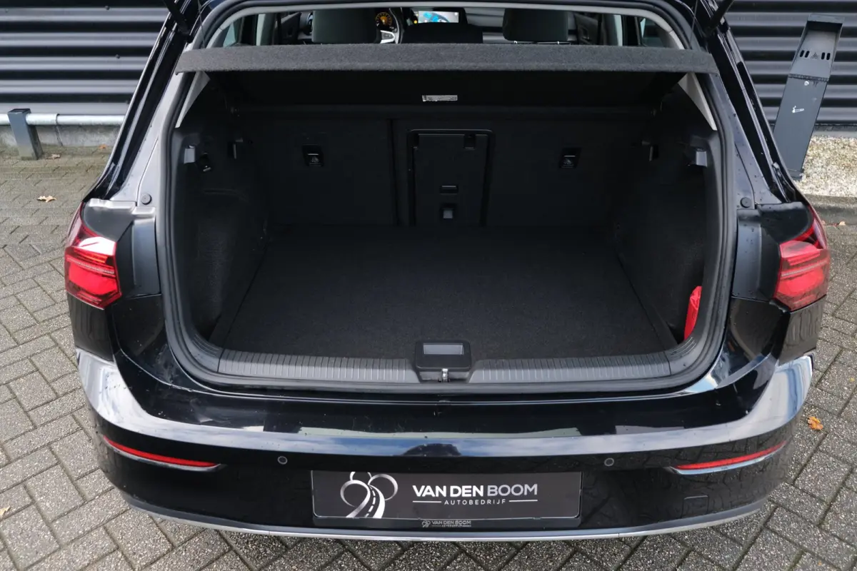 1.5 eTSI DSG Pano Trek IQ Led Pdc Acc Alcantara