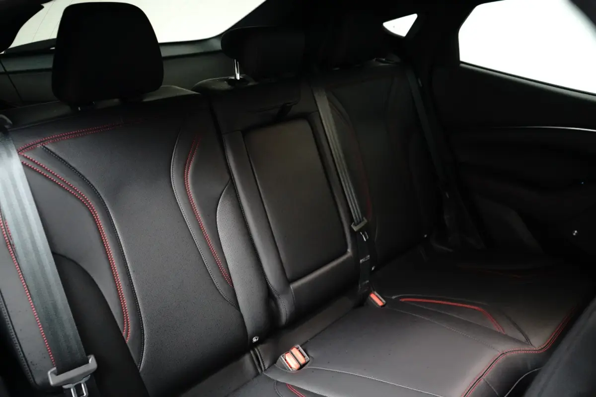 Extended AWD 98 kWh 351pk | Panoramadak | B&O Audio | Camera 360 | Elekt achterklep