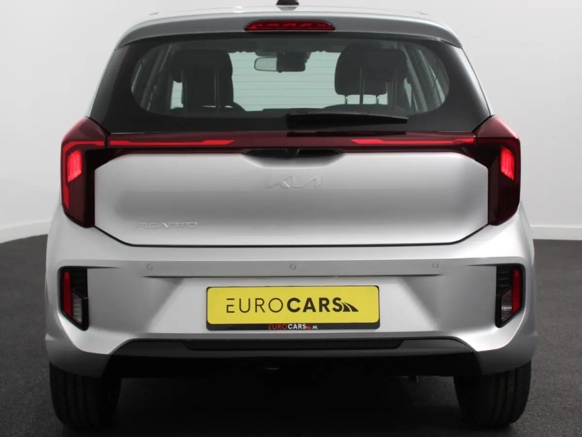1.0 DPI Automaat DynamicLine Navigatie Apple Carplay/Android auto Airco Camera DAB Cruise Control Bluetooth