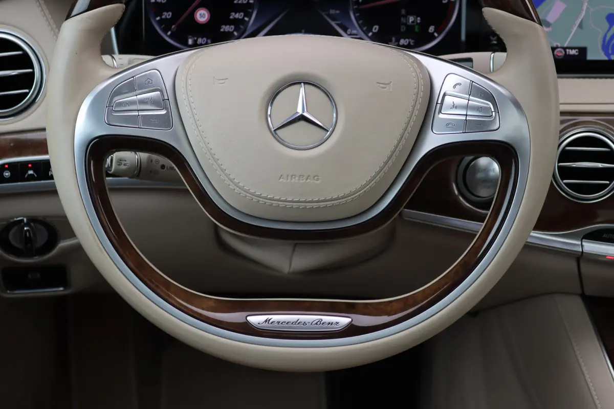 350 4MATIC BlueTEC Prestige Plus | Luchtvering | Distronic+ | Massage | Vlakkenverwarming | Verwarmd Stuurwiel | HUD | Panoramadak | Harman&Kardon |