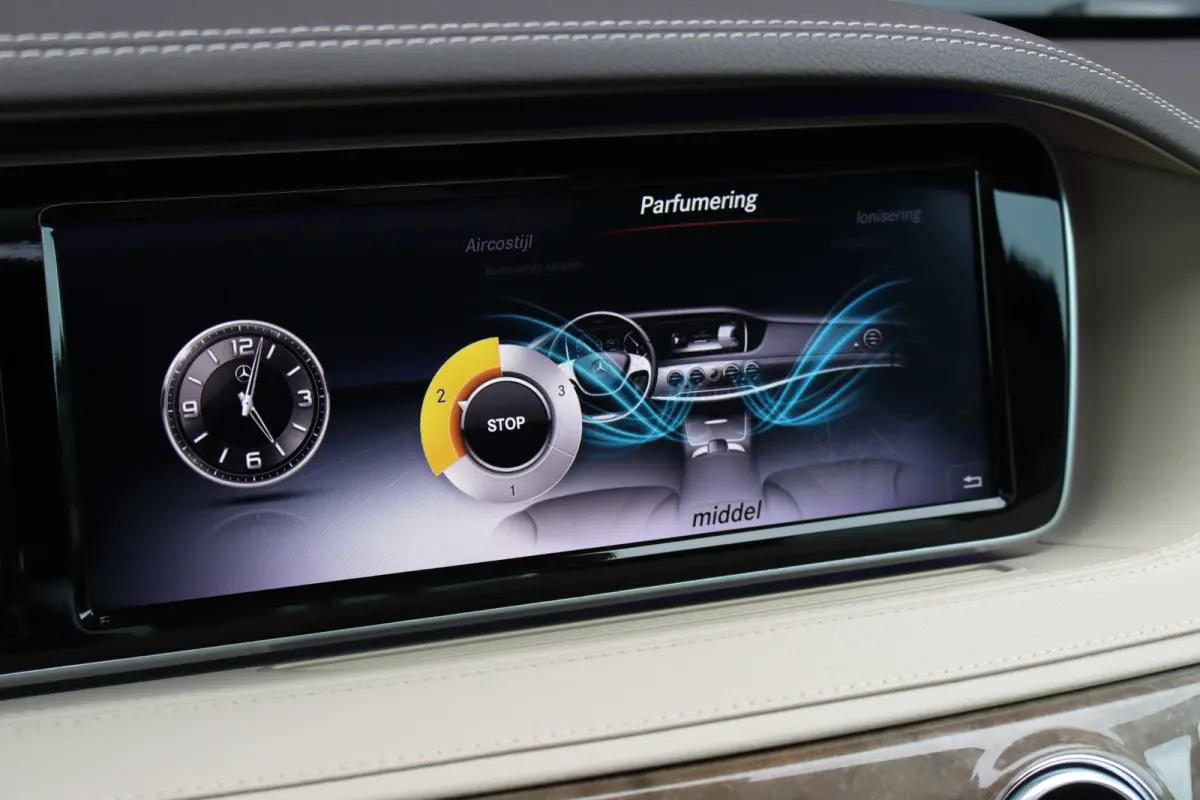 350 4MATIC BlueTEC Prestige Plus | Luchtvering | Distronic+ | Massage | Vlakkenverwarming | Verwarmd Stuurwiel | HUD | Panoramadak | Harman&Kardon |