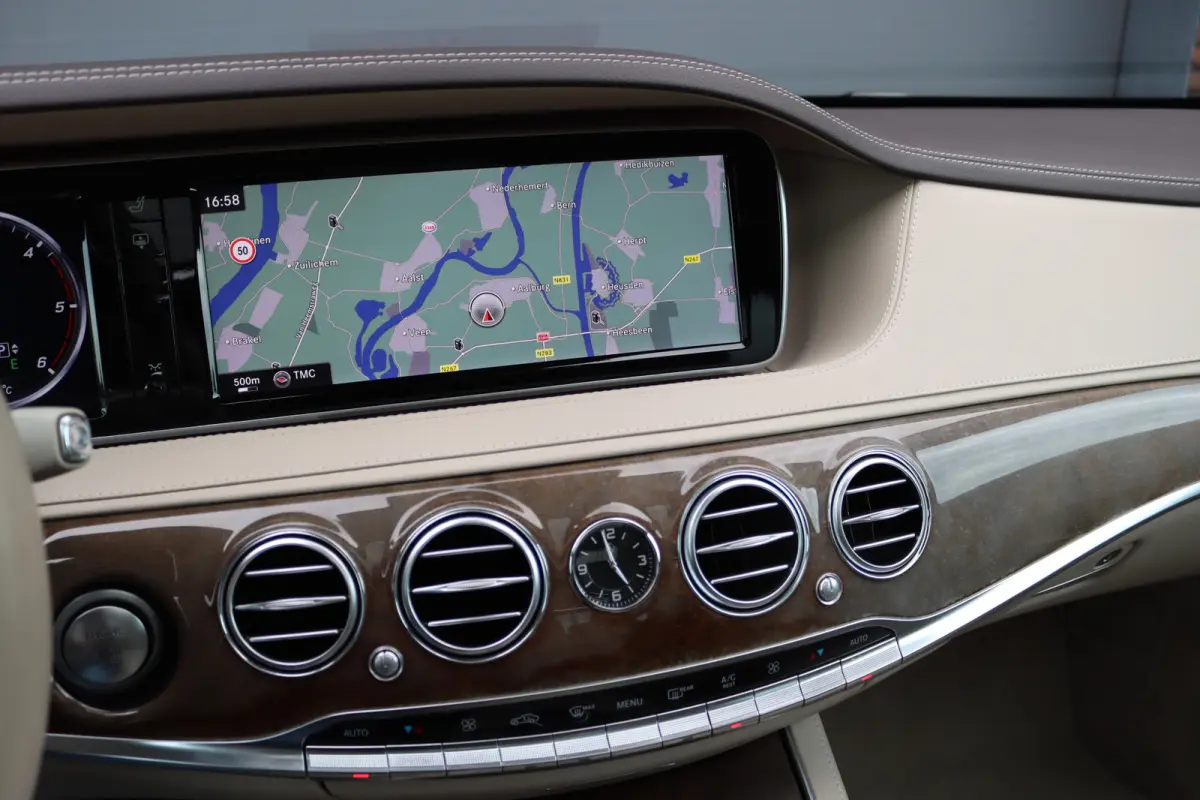 350 4MATIC BlueTEC Prestige Plus | Luchtvering | Distronic+ | Massage | Vlakkenverwarming | Verwarmd Stuurwiel | HUD | Panoramadak | Harman&Kardon |