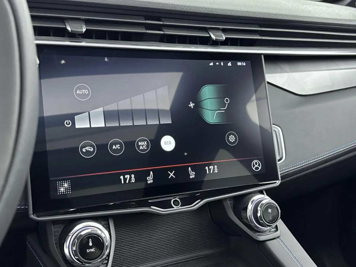 263 pk Automaat | Camera | Apple Carplay/Android Auto | Navigatie | 1800kg trekgewicht | Panoramadak | Elektrisch Verstelb. Bestuurdersstoel met Geheugen