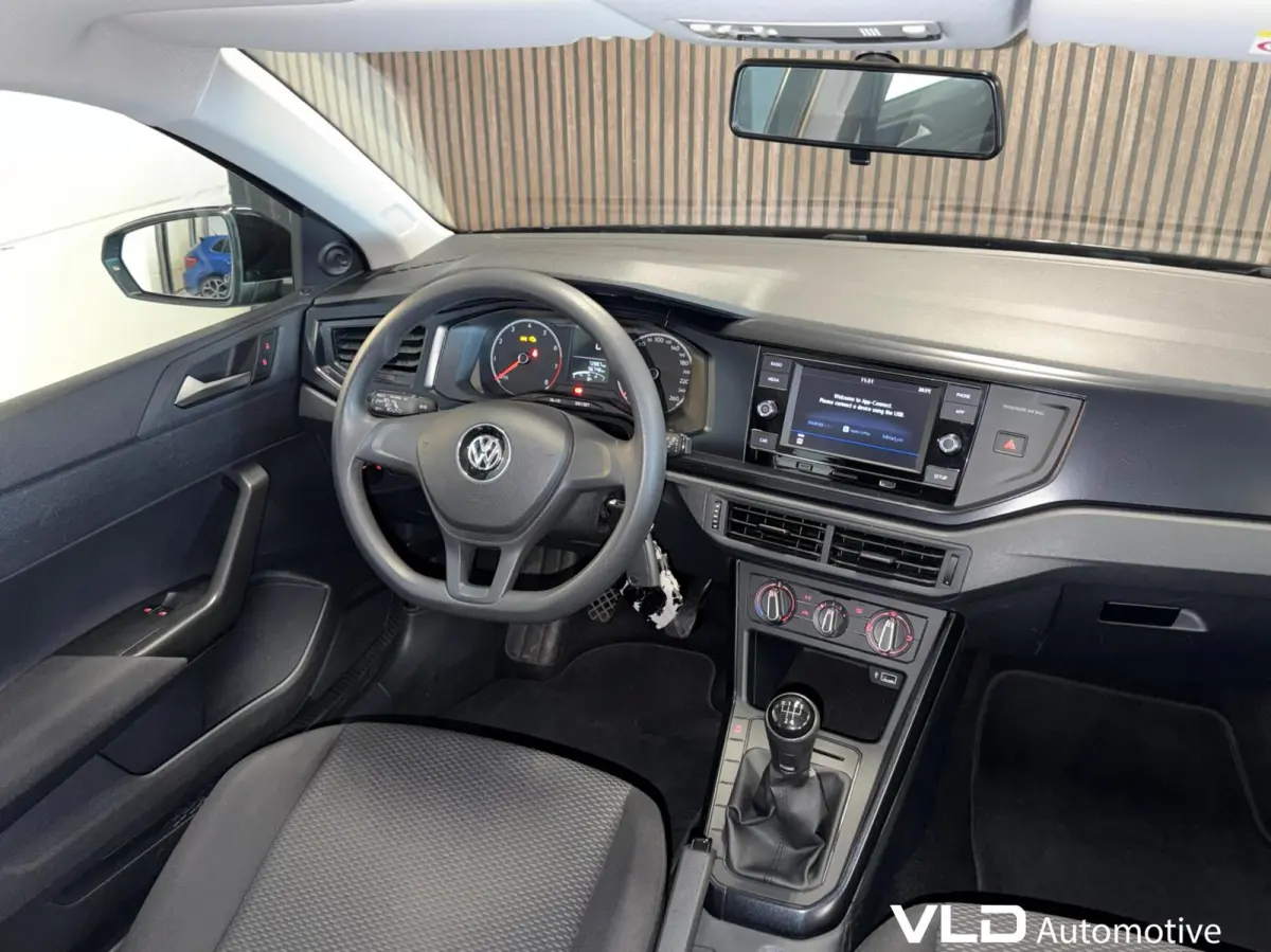 2017 1.0 MPI Trendline Carplay Airco