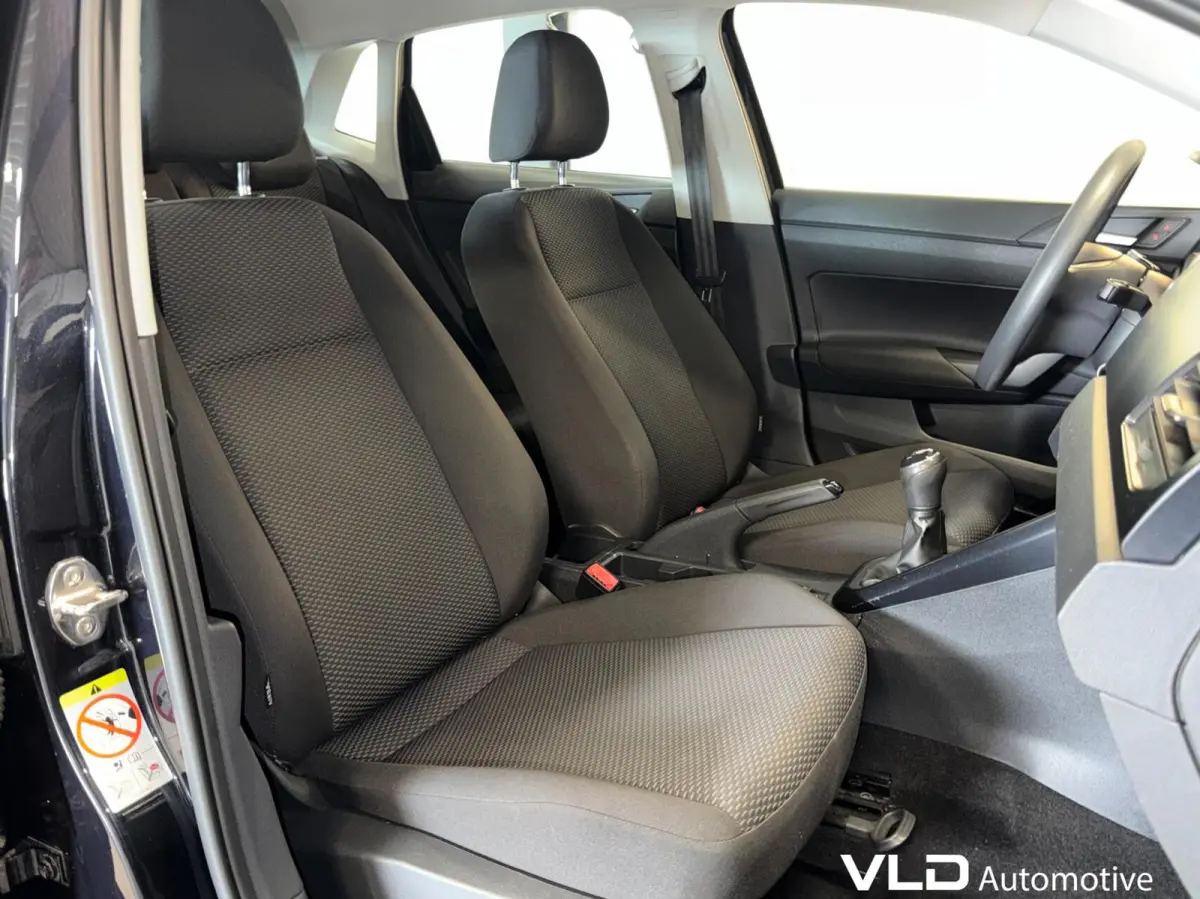 2017 1.0 MPI Trendline Carplay Airco