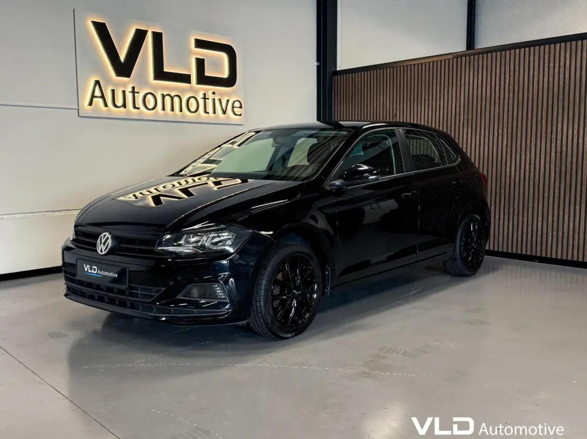 2017 1.0 MPI Trendline Carplay Airco