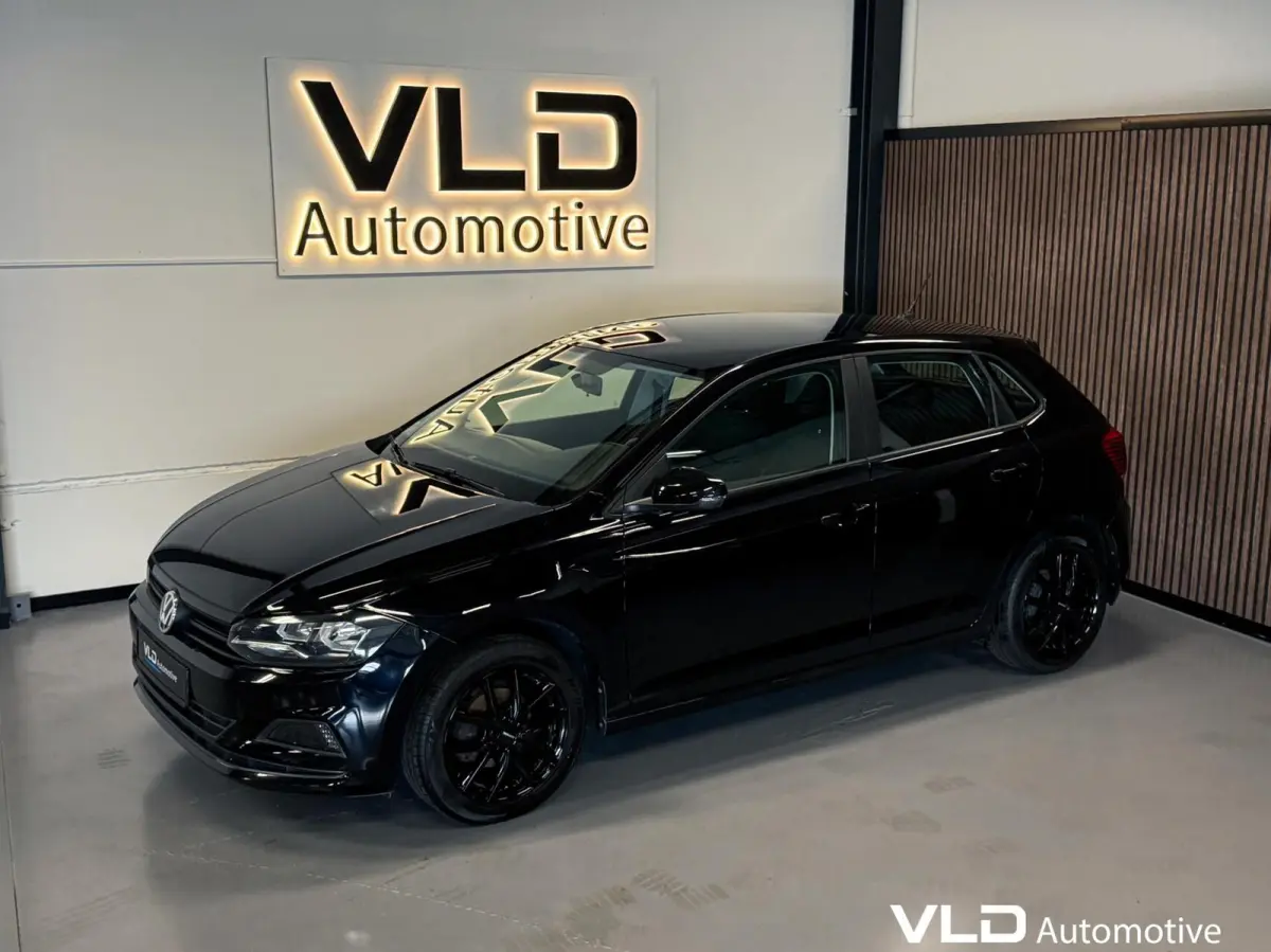 2017 1.0 MPI Trendline Carplay Airco