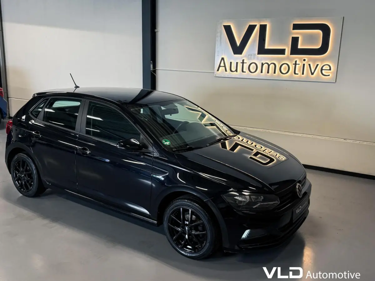 2017 1.0 MPI Trendline Carplay Airco