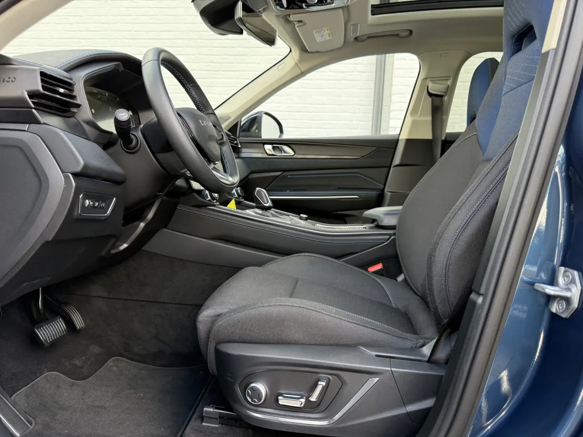 1.5 Plug-in | Pano | Memory | 360* Camera | Keyless | 20 inch