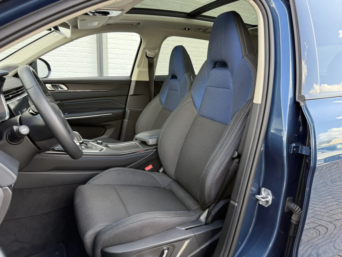 1.5 Plug-in | Pano | Memory | 360* Camera | Keyless | 20 inch