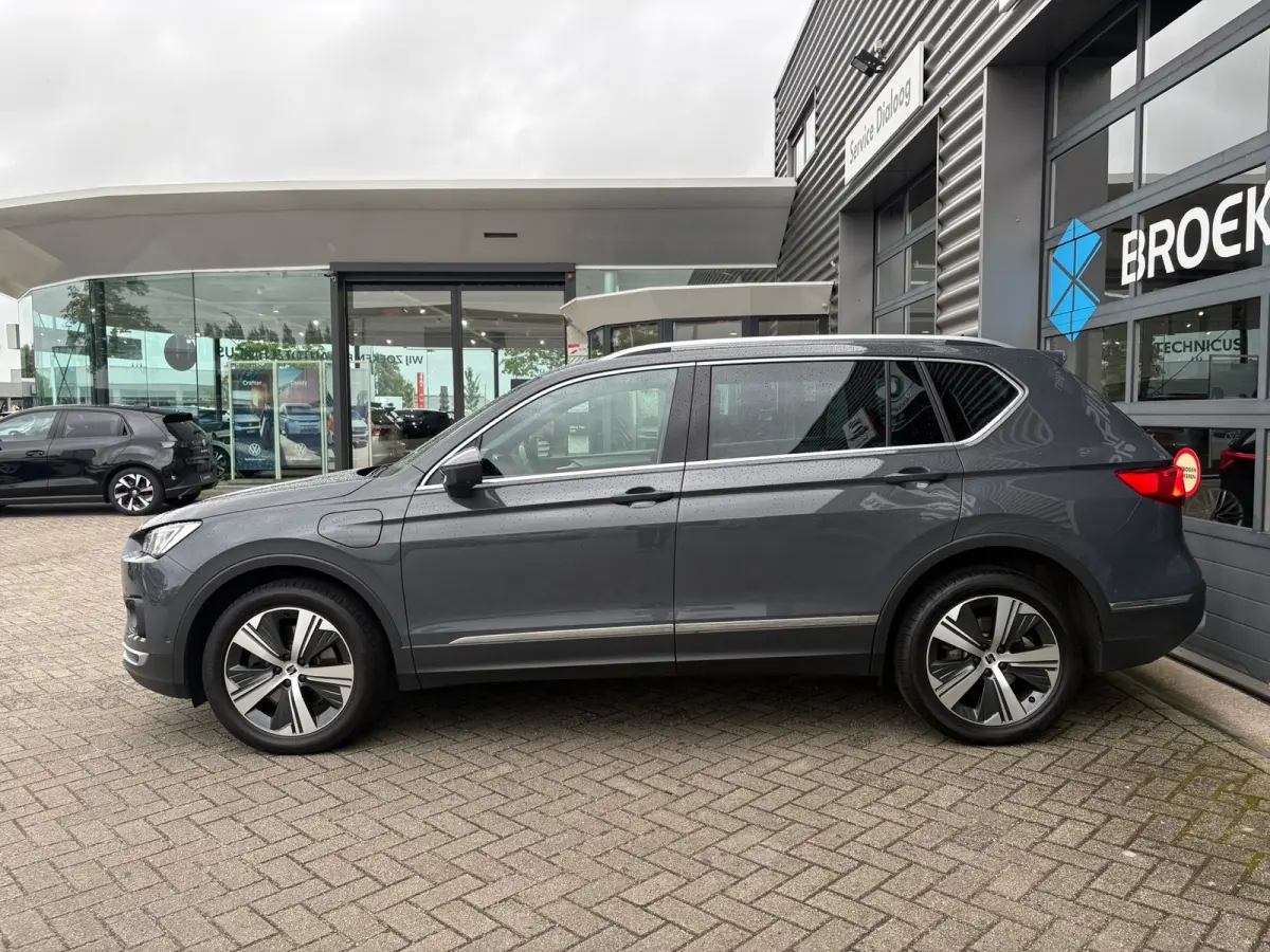 1.4 TSI e-Hybrid 245 pk PHEV Xperience 6-DSG | Achteruitrijcamera | Cruise control adaptief | Elektrische achterklep |