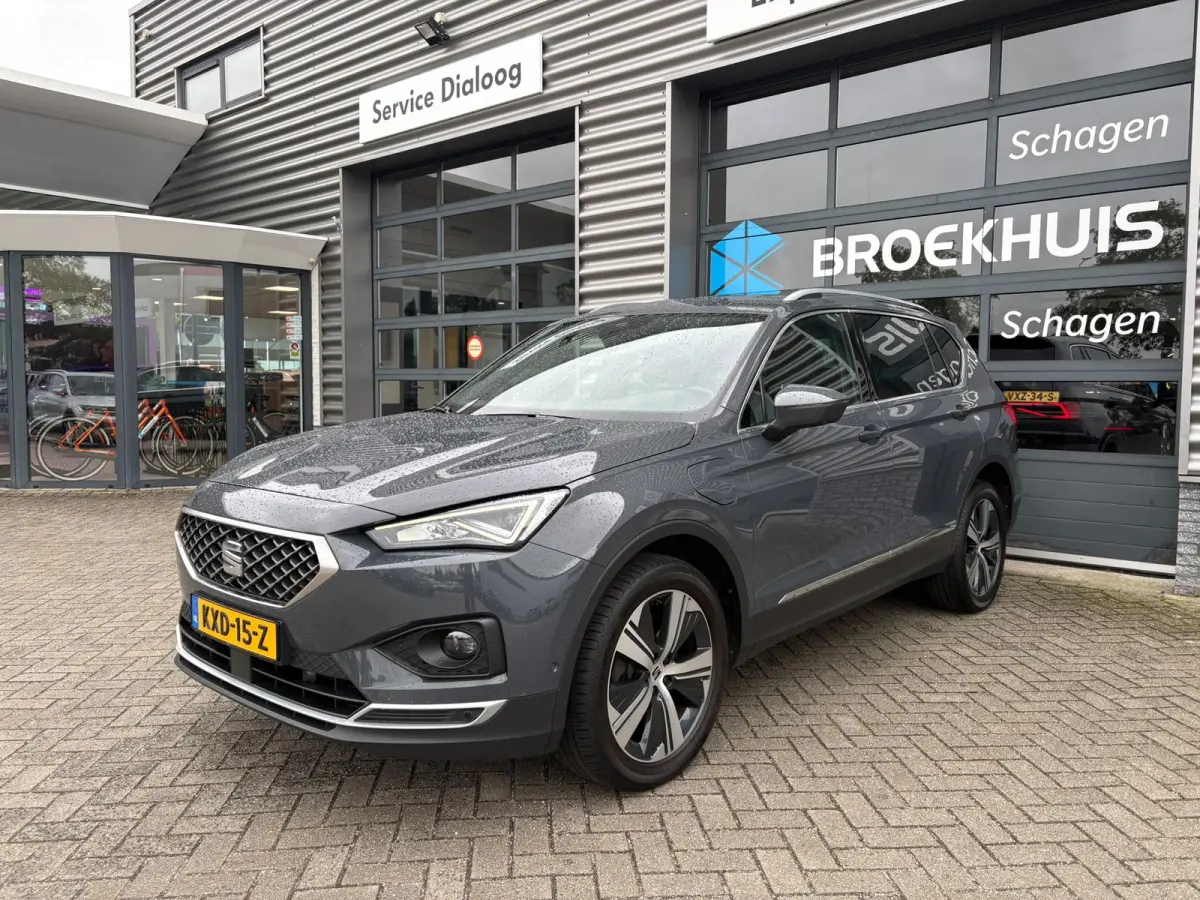 1.4 TSI e-Hybrid 245 pk PHEV Xperience 6-DSG | Achteruitrijcamera | Cruise control adaptief | Elektrische achterklep |