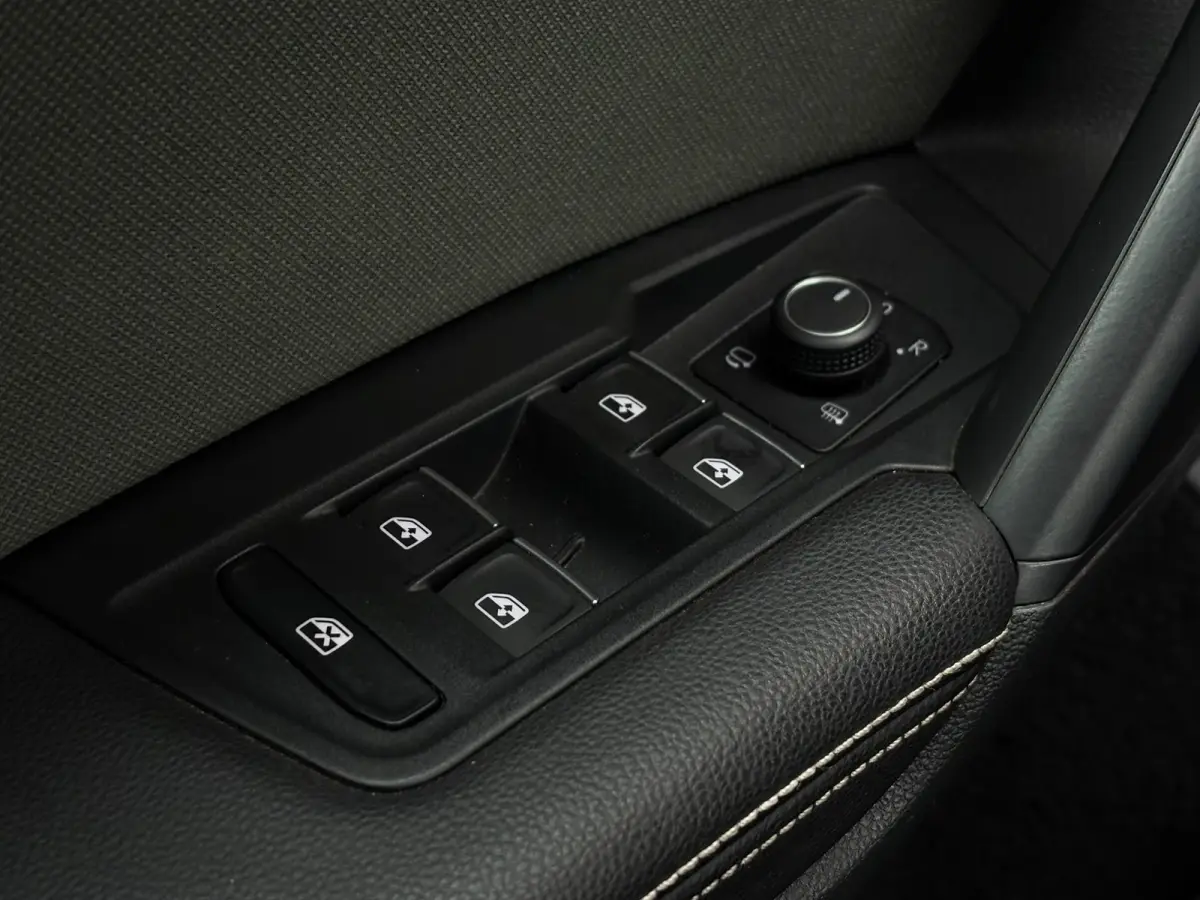 1.4 TSI e-Hybrid 245 pk PHEV Xperience 6-DSG | Achteruitrijcamera | Cruise control adaptief | Elektrische achterklep |