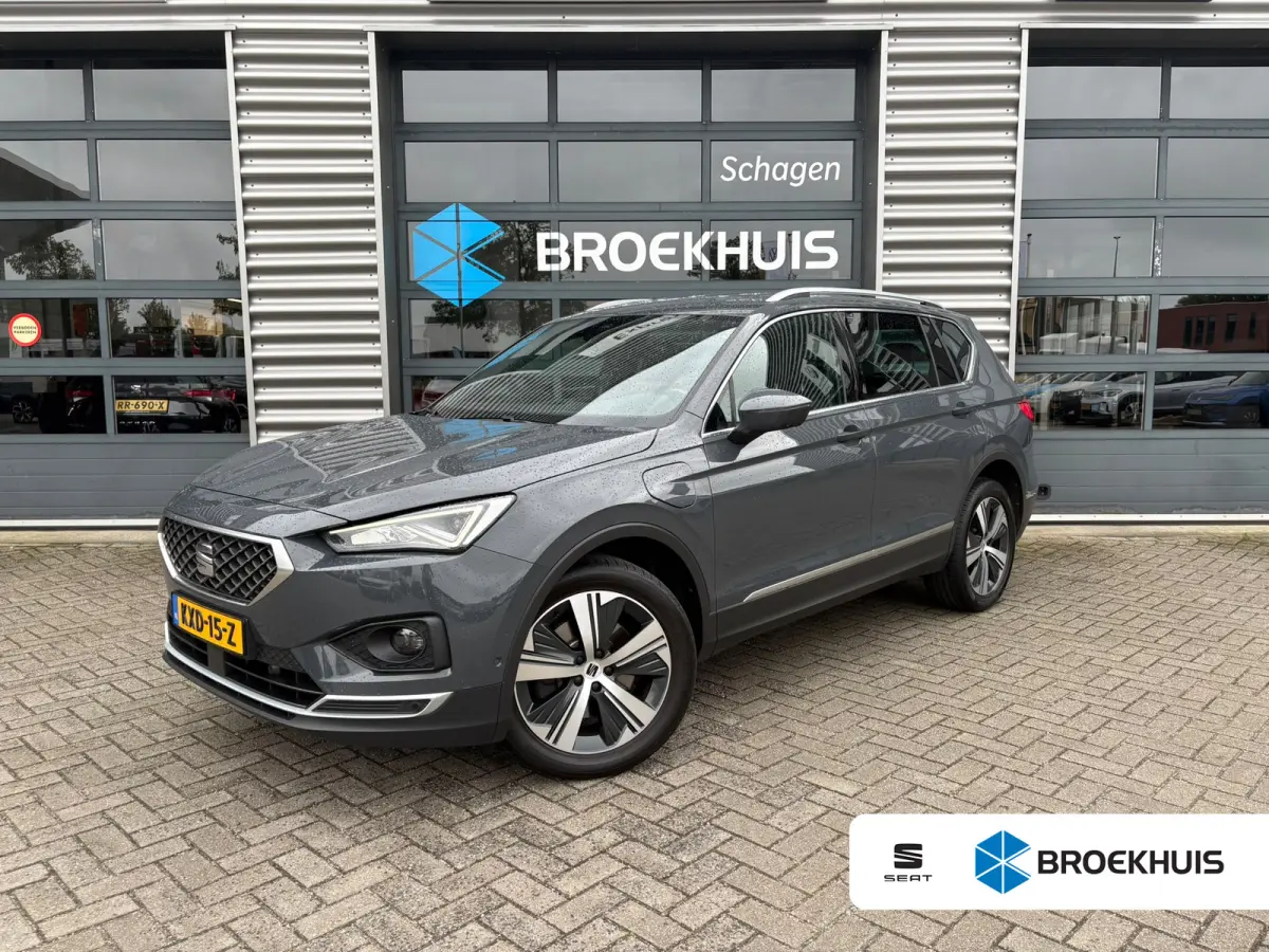 1.4 TSI e-Hybrid 245 pk PHEV Xperience 6-DSG | Achteruitrijcamera | Cruise control adaptief | Elektrische achterklep |