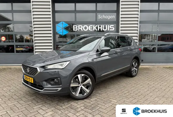 1.4 TSI e-Hybrid 245 pk PHEV Xperience 6-DSG | Achteruitrijcamera | Cruise control adaptief | Elektrische achterklep |
