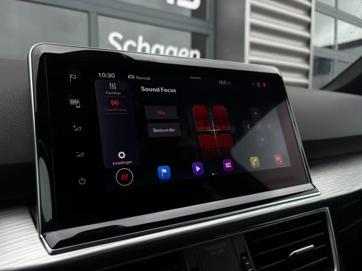 1.4 TSI e-Hybrid 245 pk PHEV Xperience 6-DSG | Achteruitrijcamera | Cruise control adaptief | Elektrische achterklep |