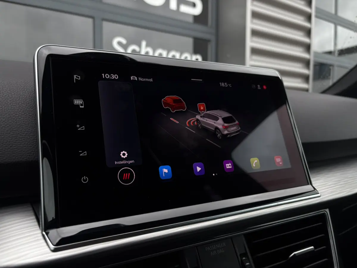1.4 TSI e-Hybrid 245 pk PHEV Xperience 6-DSG | Achteruitrijcamera | Cruise control adaptief | Elektrische achterklep |