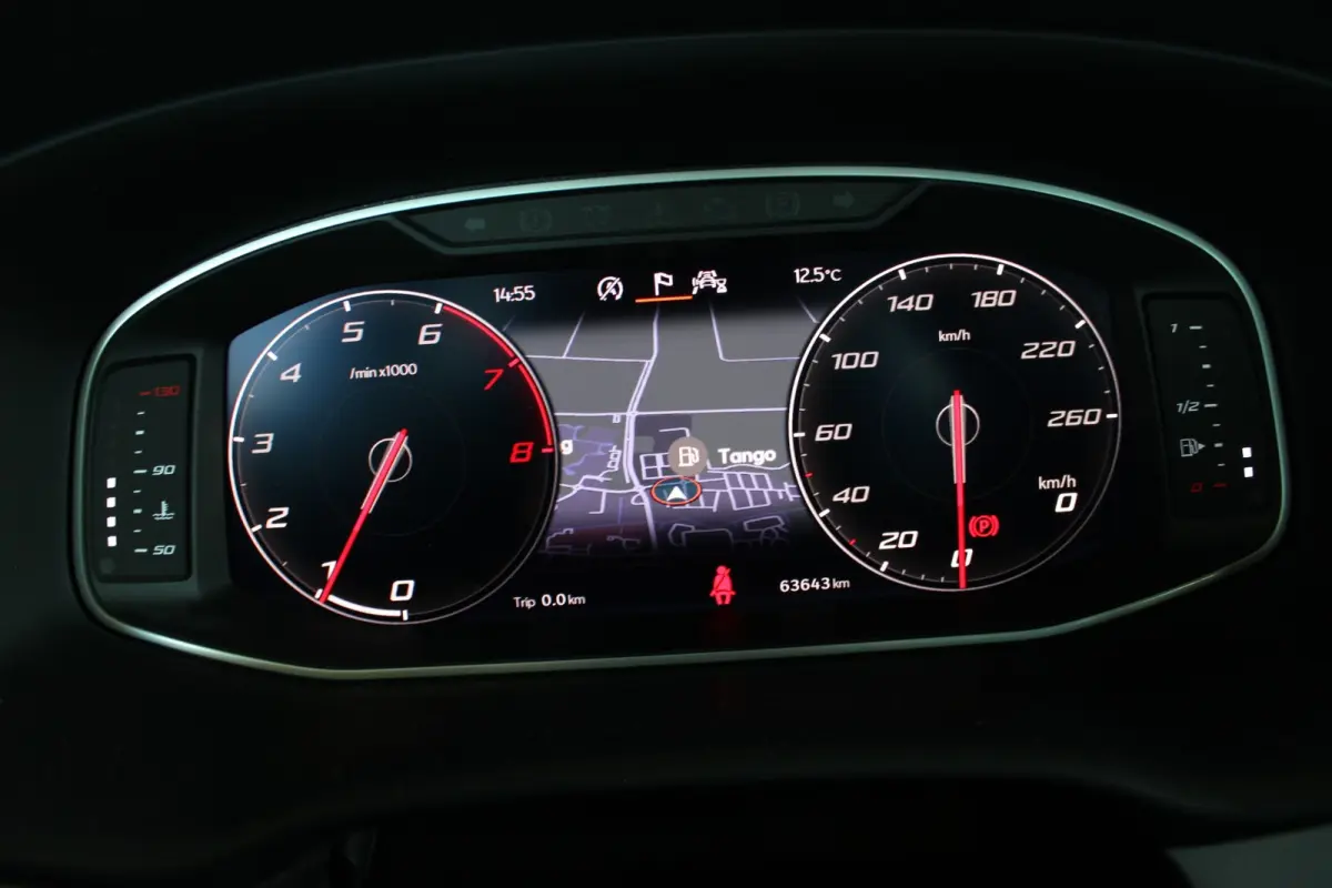 1.5 TSI FR Business Intense Facelift | Trekhaak | 360° Camera | Carplay | Virtual Cockpit | Full LED | Navi | Stoel/Stuurverw. | 18" LMV | PDC V+A