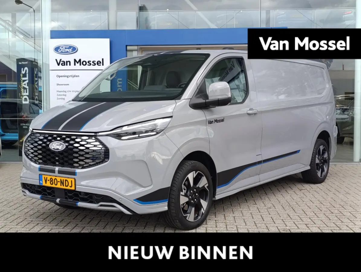 Cust. 340 L2H1 Sport 71 kWh | Adaptieve Cruise | Trekhaak | Stoel/stuur voorruitverwarming | Adaptieve koplampen |  Navigatie