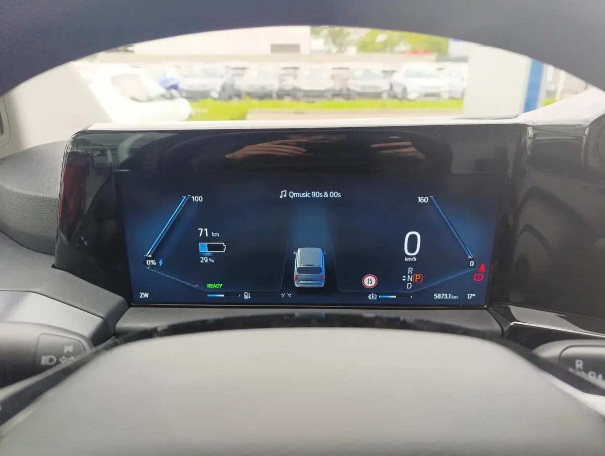 Cust. 340 L2H1 Sport 71 kWh | Adaptieve Cruise | Trekhaak | Stoel/stuur voorruitverwarming | Adaptieve koplampen |  Navigatie