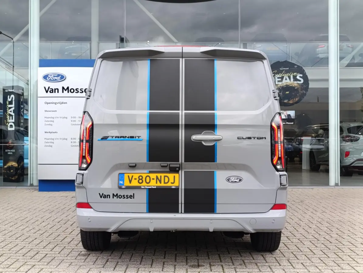 Cust. 340 L2H1 Sport 71 kWh | Adaptieve Cruise | Trekhaak | Stoel/stuur voorruitverwarming | Adaptieve koplampen |  Navigatie