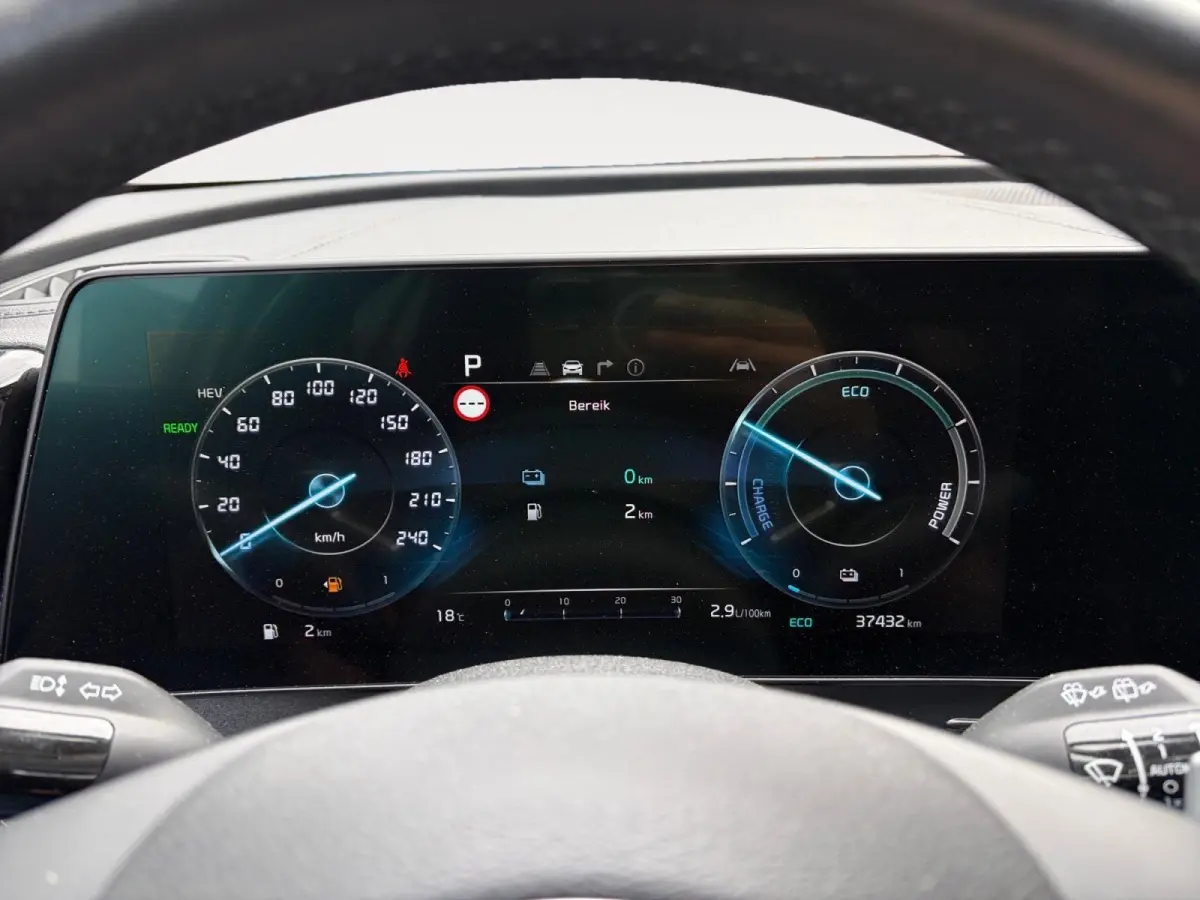 1.6 T-GDi Plug-in Hybrid AWD DynamicLine Luxury | Apple Carplay / Android Auto | Navigatiesysteem | Stoel + Stuurverwarming | Elektrisch Verstelbare Bestuurdersstoel | Licht + Regensensor | 