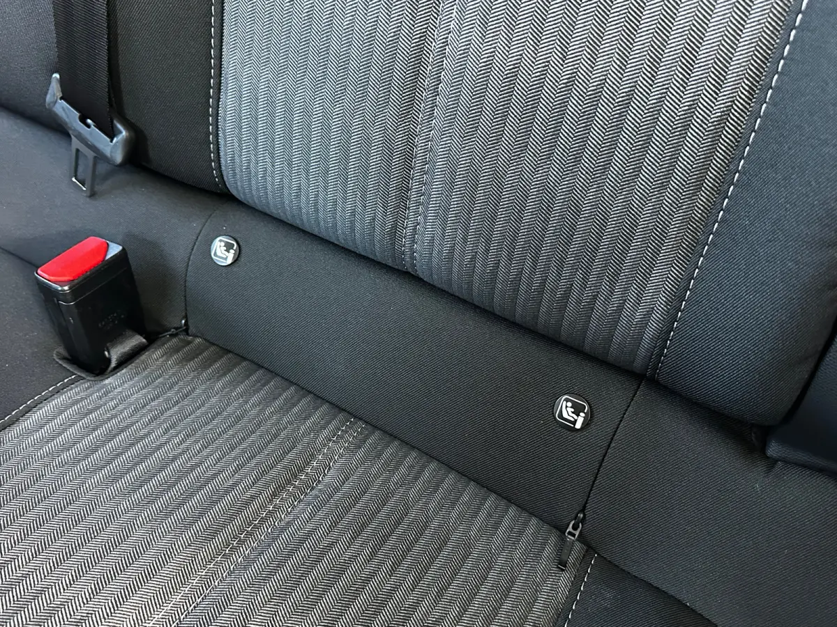 1.2 Edition | BROEKHUIS ONDERHOUDEN| EERSTE EIGENAAR| APPLE CARPLAY/ANDROID AUTO| PARKEERSENSOREN ACHTER| DAB ONTVANGER| CRUISE CONTROL| GETINT GLAS| AIRCO| 16" LM-VELGEN|
