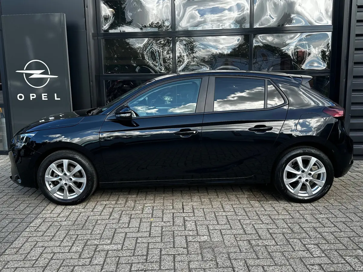 1.2 Edition | BROEKHUIS ONDERHOUDEN| EERSTE EIGENAAR| APPLE CARPLAY/ANDROID AUTO| PARKEERSENSOREN ACHTER| DAB ONTVANGER| CRUISE CONTROL| GETINT GLAS| AIRCO| 16" LM-VELGEN|