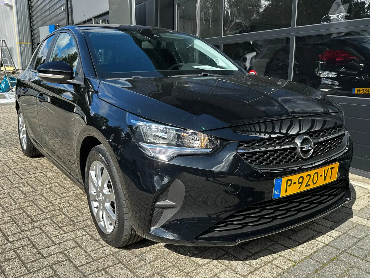 1.2 Edition | BROEKHUIS ONDERHOUDEN| EERSTE EIGENAAR| APPLE CARPLAY/ANDROID AUTO| PARKEERSENSOREN ACHTER| DAB ONTVANGER| CRUISE CONTROL| GETINT GLAS| AIRCO| 16" LM-VELGEN|
