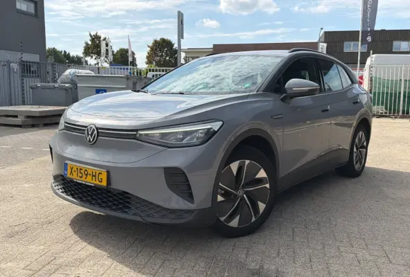 Pure 52 kWh 150 pk | 19 inch LMV | Apple Carplay | Parkeersensoren |
