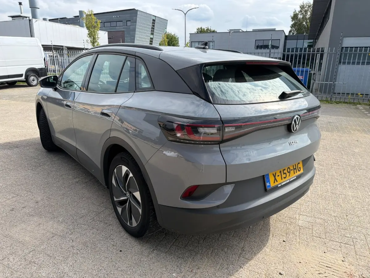 Pure 52 kWh 150 pk | 19 inch LMV | Apple Carplay | Parkeersensoren |