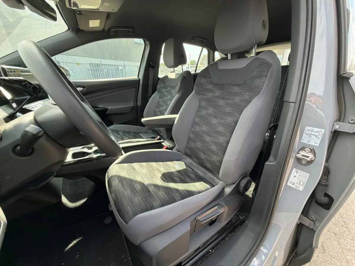 Pure 52 kWh 150 pk | 19 inch LMV | Apple Carplay | Parkeersensoren |