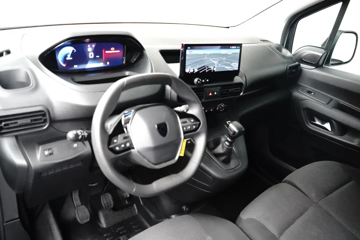 1.5 BlueHDi 100 S&S L2 Camera | Houten Laadvloer | Carplay | Digitaal Dashboard | Airco | Cruise Control | DAB | Achteruitrijcamera | Airco | Apple Carplay/Android Auto|telefoonintegratie pr
