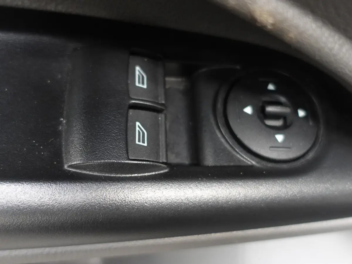100pk Automaat L2 Trend Navigatie Camera Parkeersensoren Cruise control 3 Zits