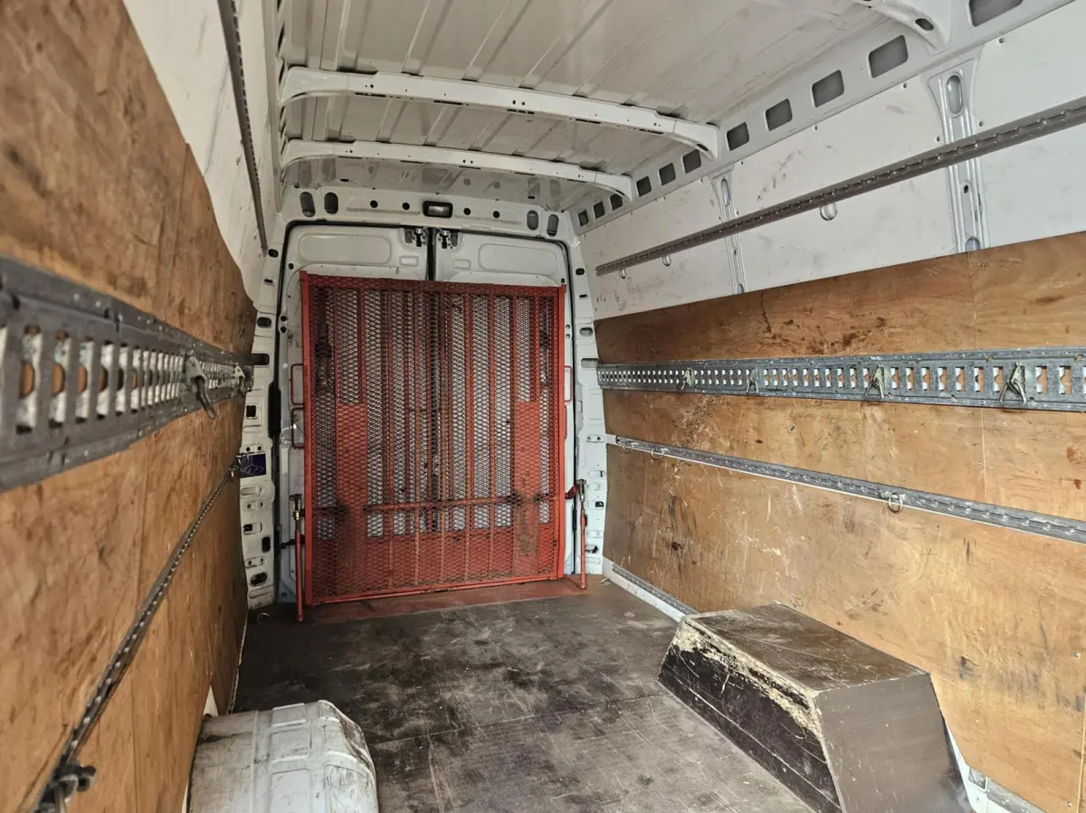 2.3 L4H2Hi-Matic Dubbel lucht 157pk Uitklap lift