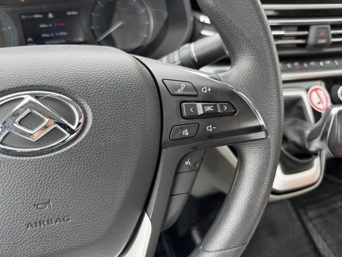 65kWh Elektrisch! L4 172km WLTP 204PK 80kw Snelladen Carplay Adaptieve Cruise Control LED Parkeersensoren voor Airco