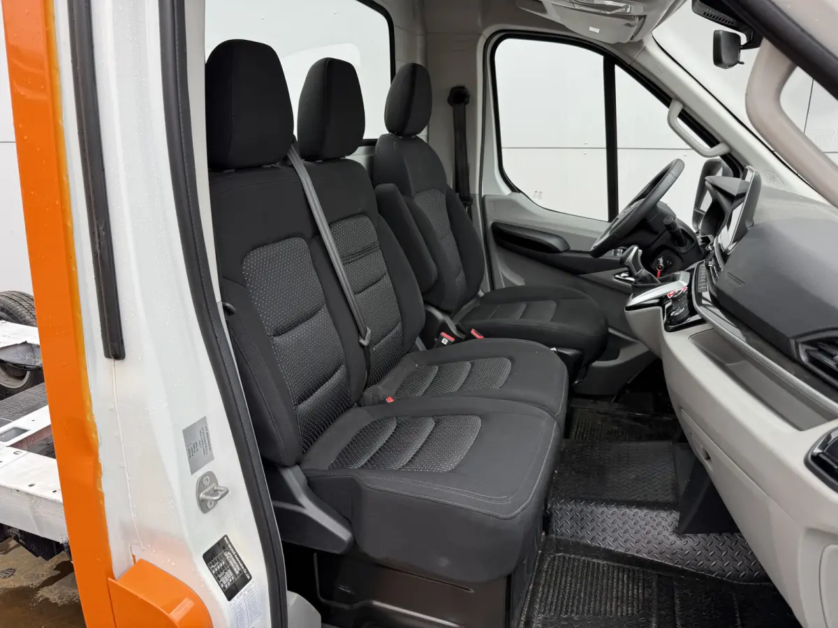 65kWh Elektrisch! L4 172km WLTP 204PK 80kw Snelladen Carplay Adaptieve Cruise Control LED Parkeersensoren voor Airco