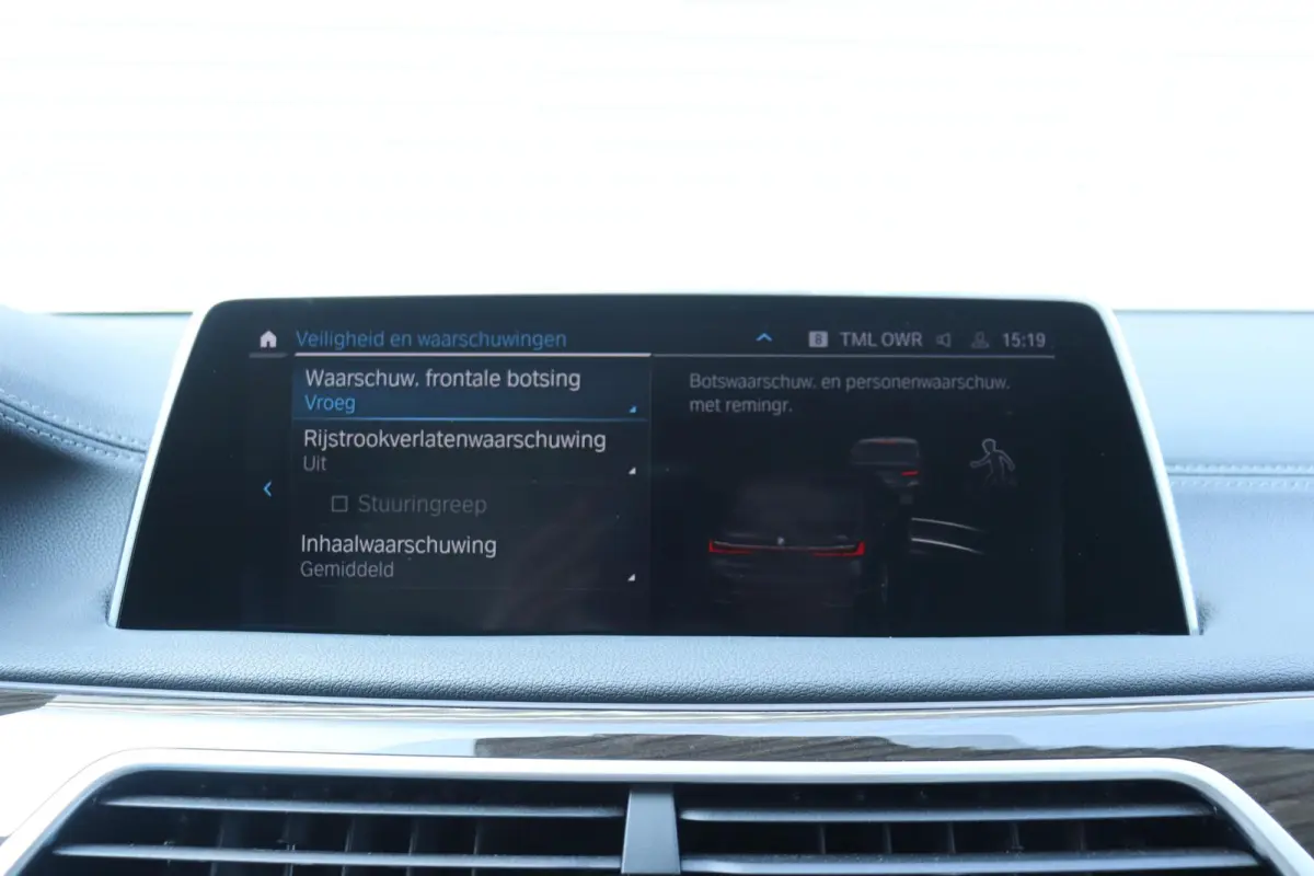 Sedan 745e | High Executive | Harman Kardon | Parking Assistant Plus | Head-Up | Laserlight | Soft-Close | SOH 86% | 19''LMV