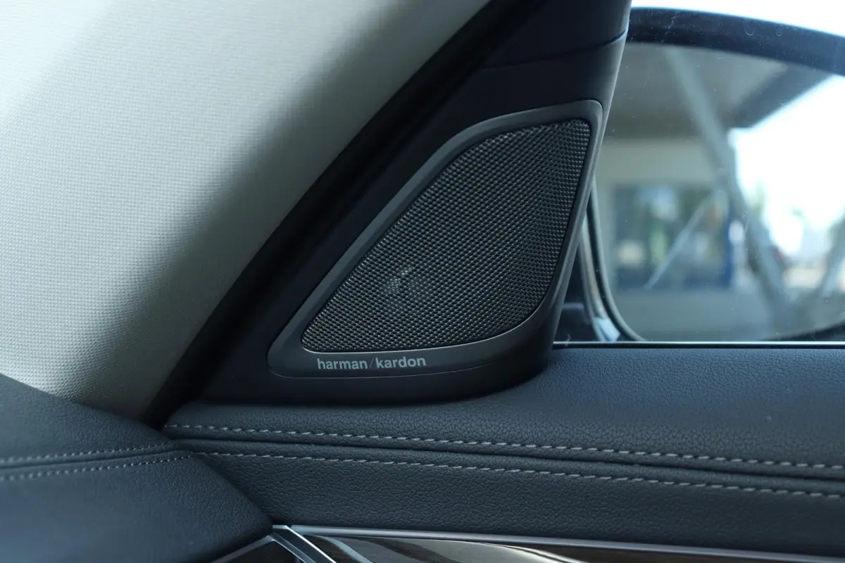Sedan 745e | High Executive | Harman Kardon | Parking Assistant Plus | Head-Up | Laserlight | Soft-Close | SOH 86% | 19''LMV