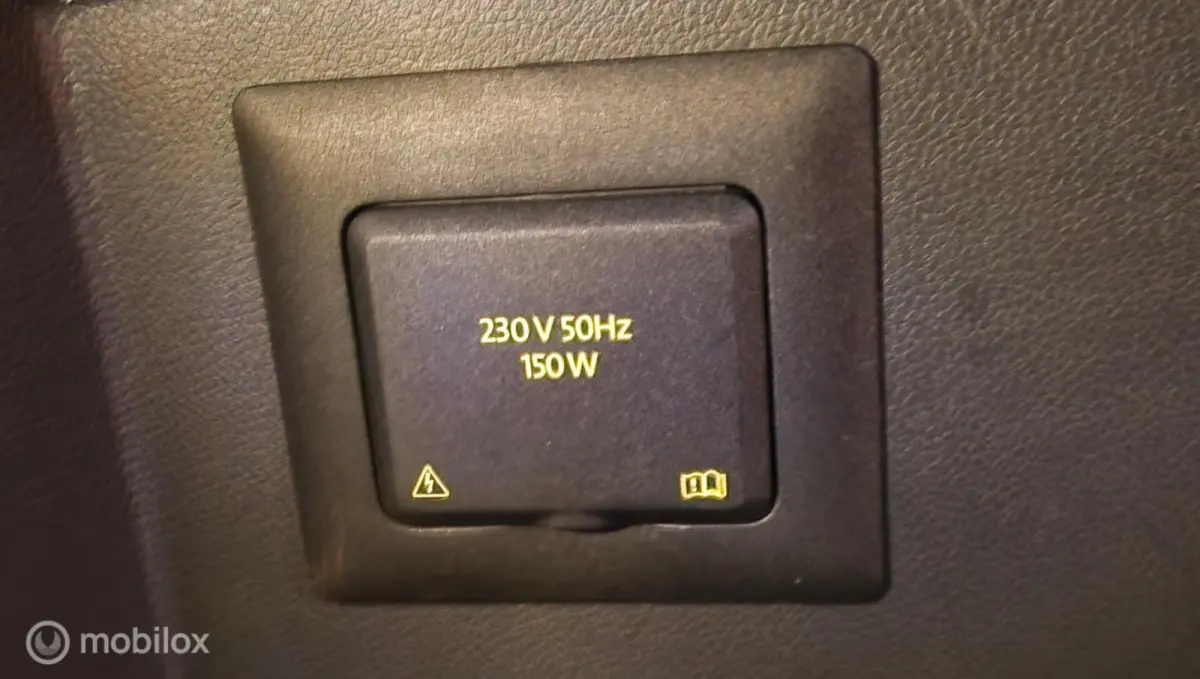 1.5 TSI R-Line PANO TREKHAAK iQ LIGHTS 1e EIGENAAR
