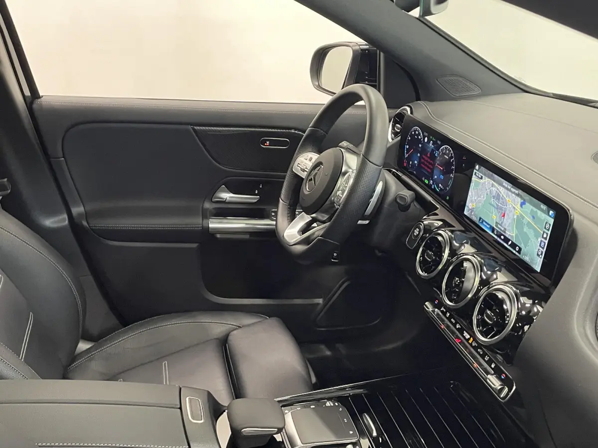 250 e AMG Line PHEV Automaat Panorama dak 360 Camera Adaptieve Led Leder Interieur elektrische Achterklep Carplay/Android Auto Navigatie
