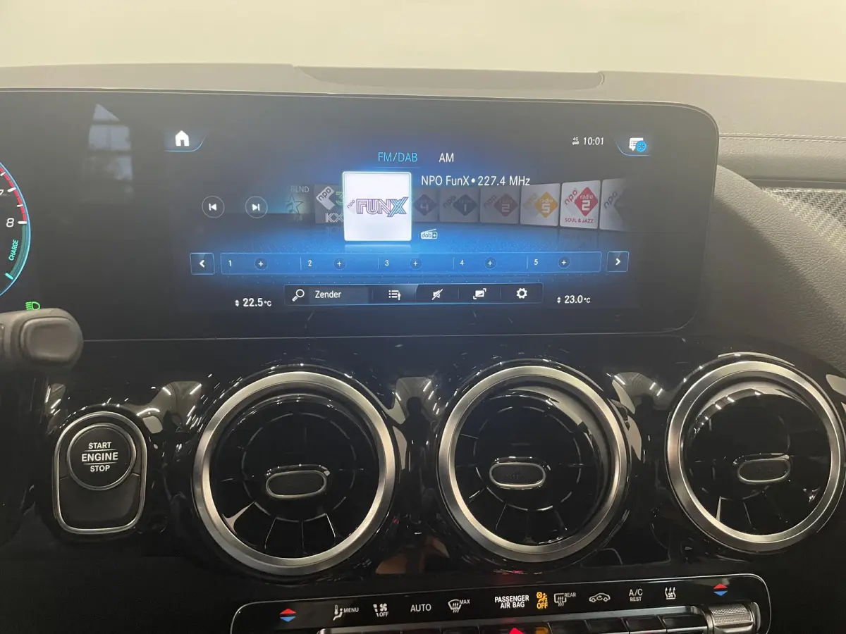 250 e AMG Line PHEV Automaat Panorama dak 360 Camera Adaptieve Led Leder Interieur elektrische Achterklep Carplay/Android Auto Navigatie