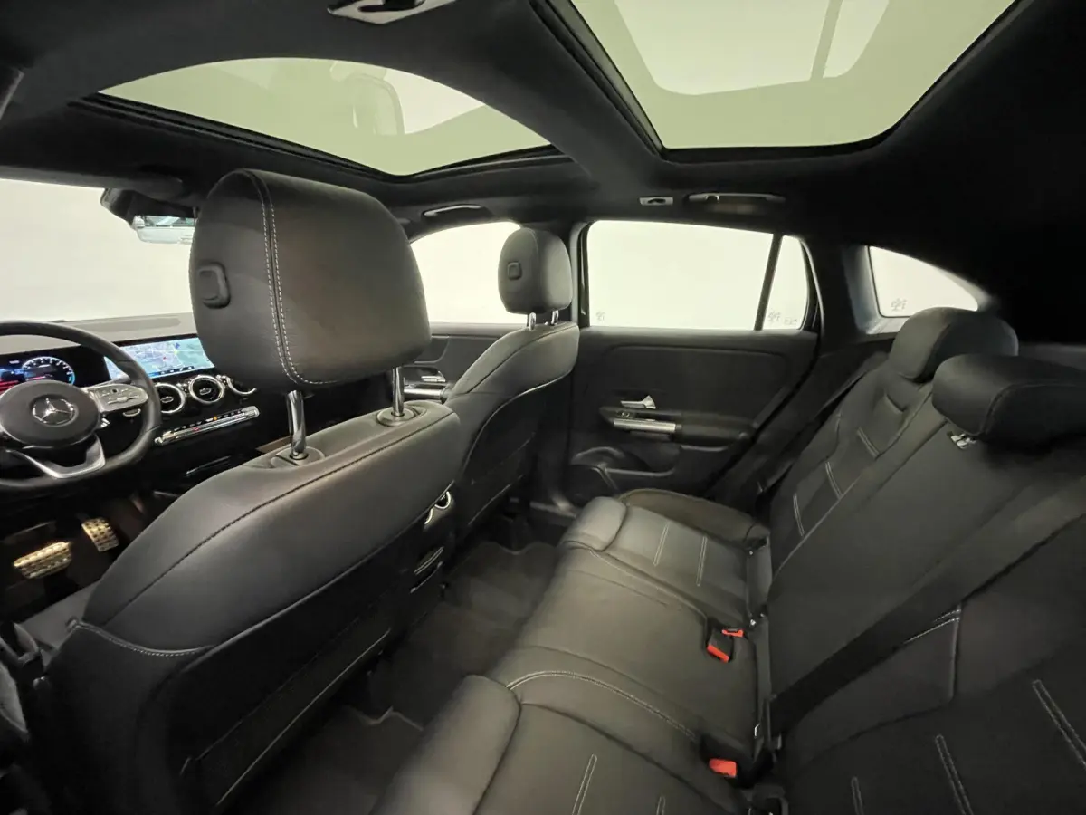 250 e AMG Line PHEV Automaat Panorama dak 360 Camera Adaptieve Led Leder Interieur elektrische Achterklep Carplay/Android Auto Navigatie