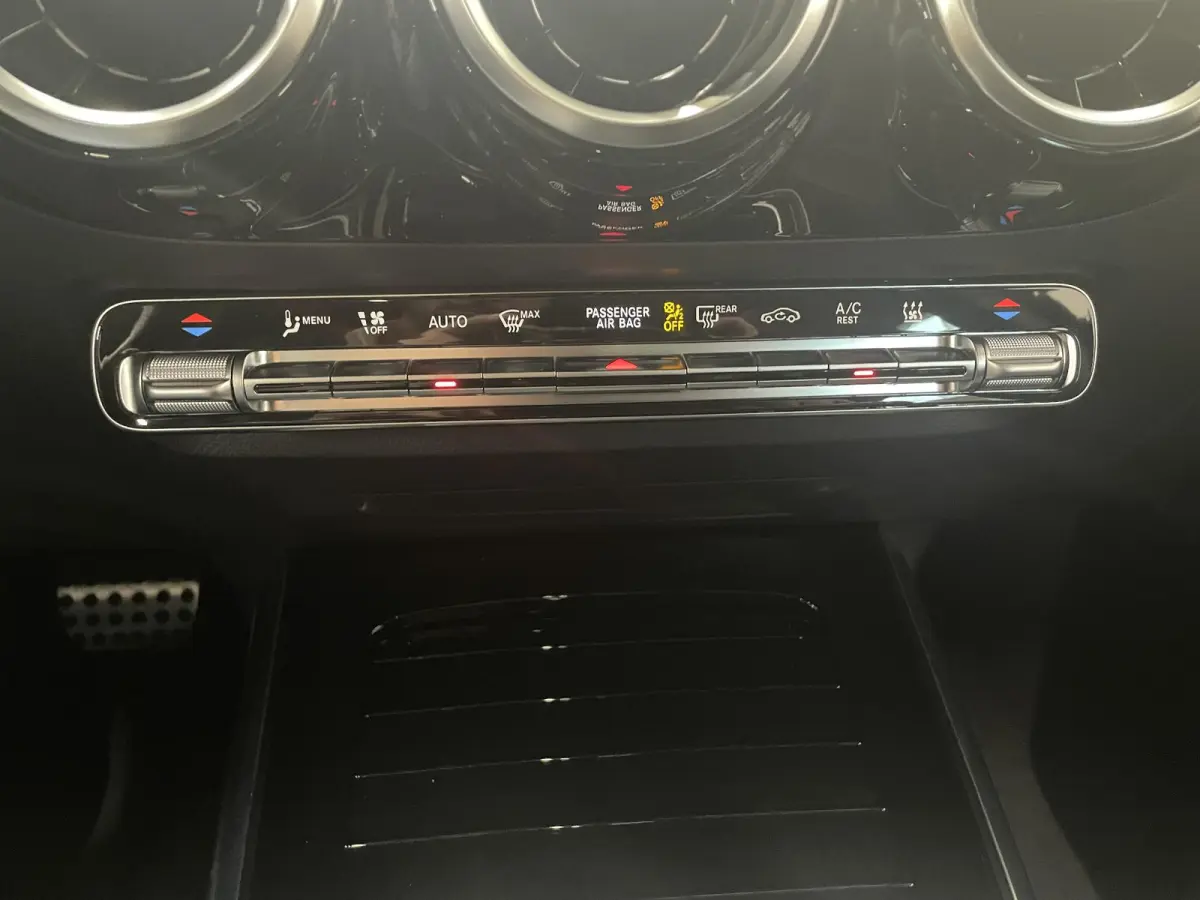 250 e AMG Line PHEV Automaat Panorama dak 360 Camera Adaptieve Led Leder Interieur elektrische Achterklep Carplay/Android Auto Navigatie