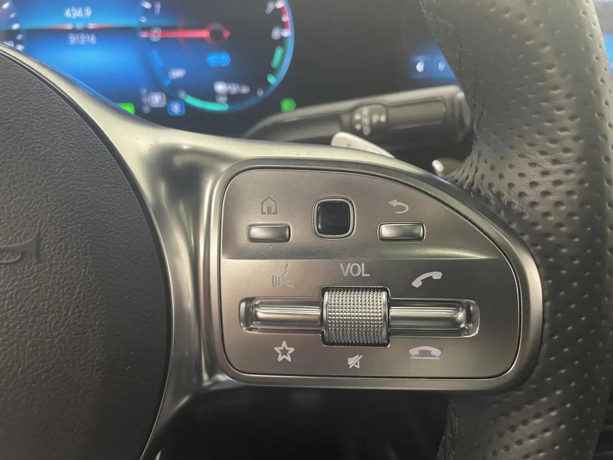 250 e AMG Line PHEV Automaat Panorama dak 360 Camera Adaptieve Led Leder Interieur elektrische Achterklep Carplay/Android Auto Navigatie