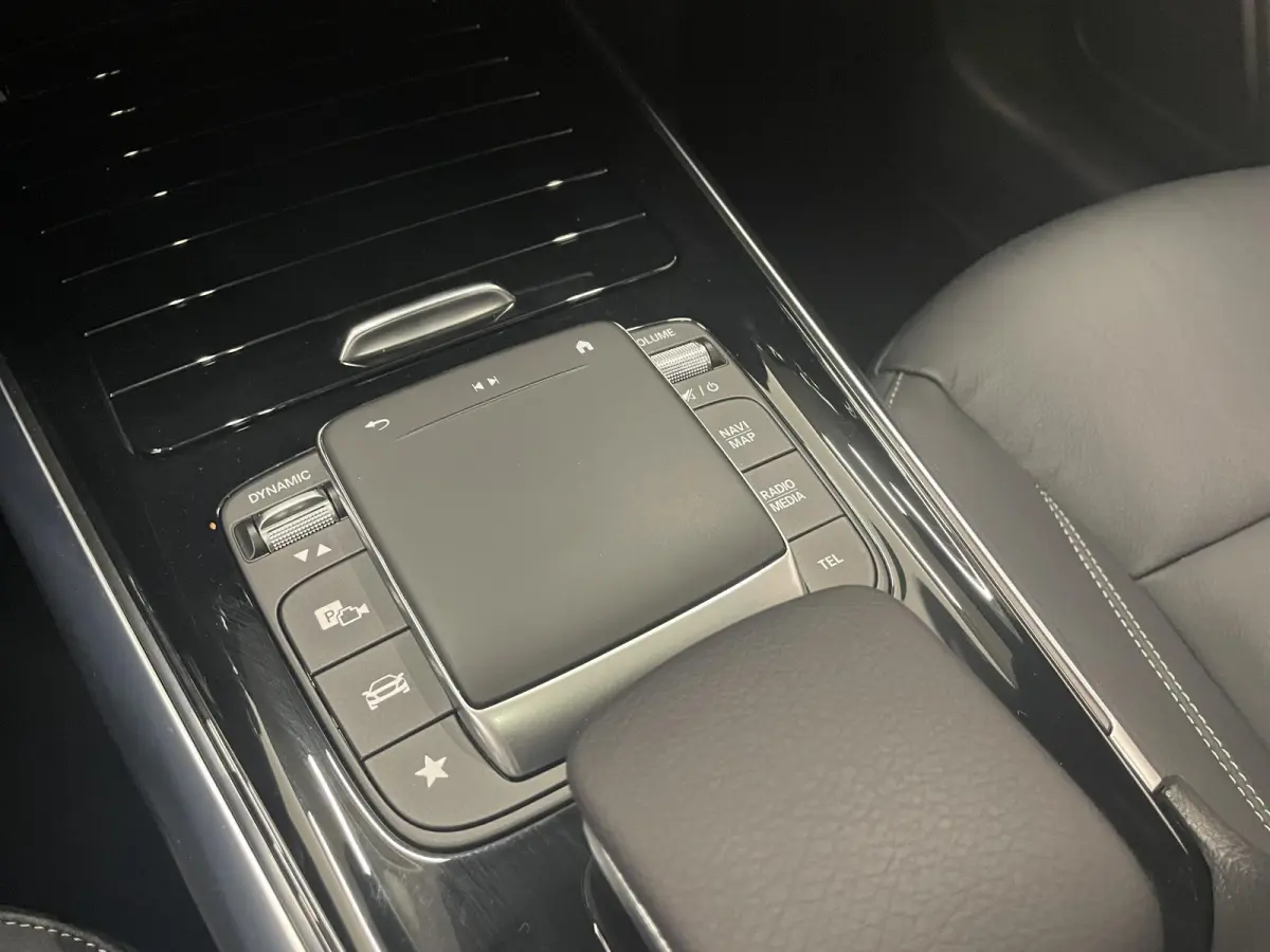 250 e AMG Line PHEV Automaat Panorama dak 360 Camera Adaptieve Led Leder Interieur elektrische Achterklep Carplay/Android Auto Navigatie