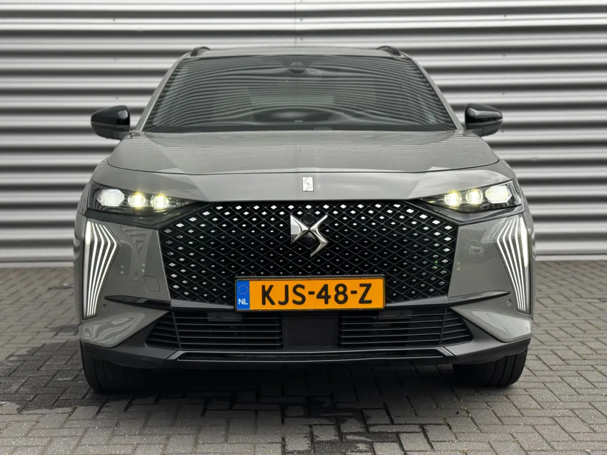E-TENSE 225PK ESPRIT DE VOYAGE SOH 99,75% / NAVI / LEDER / CLIMA / FULL-LED / 19" LMV / PANO. DAK / KEYLESS / WINTERPAKKET / ADAPT. CRUISE / FULL OPTIONS !!