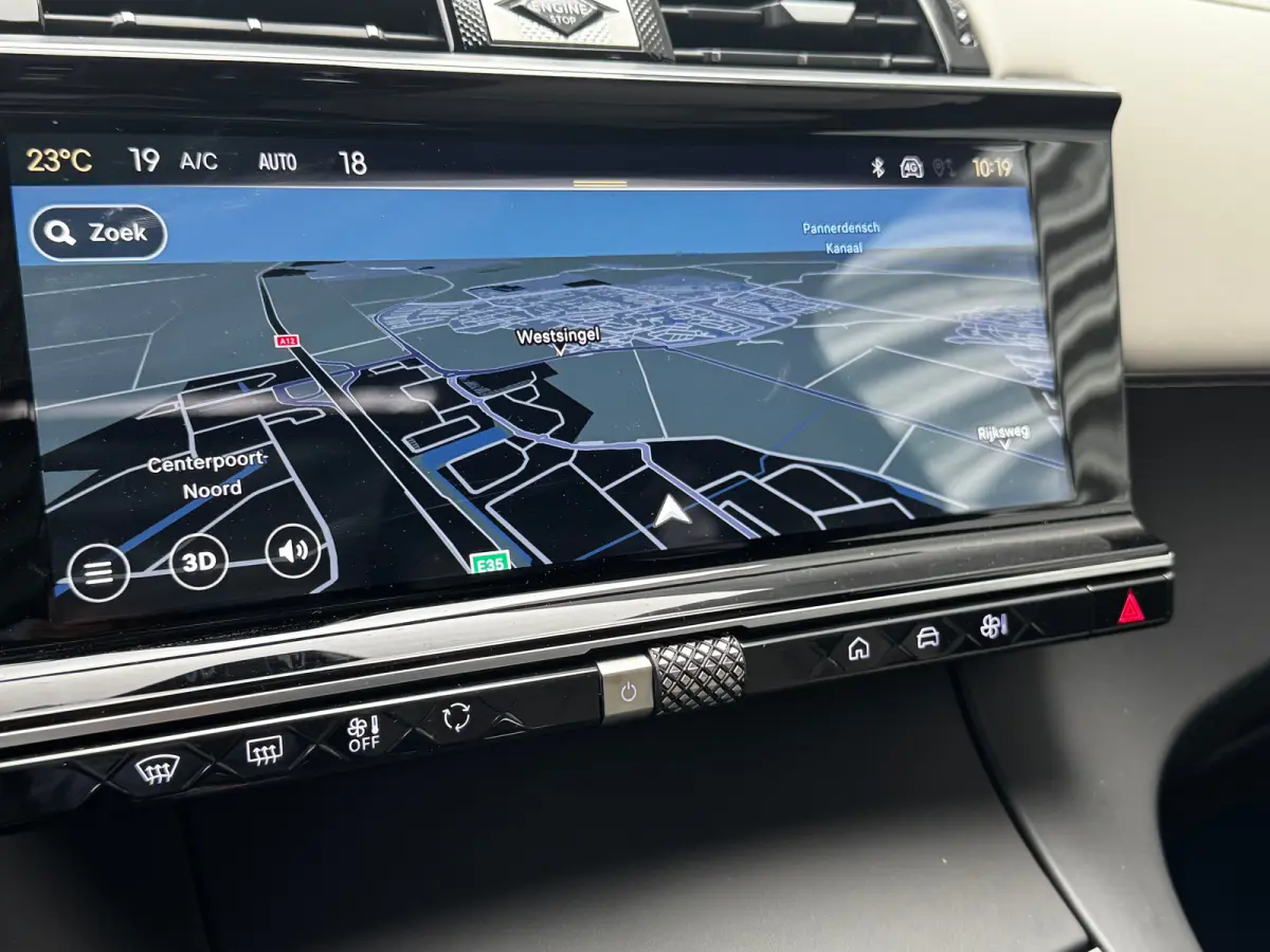 E-TENSE 225PK ESPRIT DE VOYAGE SOH 99,75% / NAVI / LEDER / CLIMA / FULL-LED / 19" LMV / PANO. DAK / KEYLESS / WINTERPAKKET / ADAPT. CRUISE / FULL OPTIONS !!