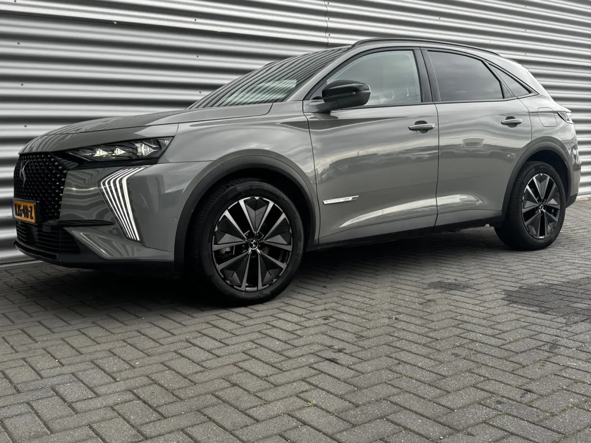 E-TENSE 225PK ESPRIT DE VOYAGE SOH 99,75% / NAVI / LEDER / CLIMA / FULL-LED / 19" LMV / PANO. DAK / KEYLESS / WINTERPAKKET / ADAPT. CRUISE / FULL OPTIONS !!