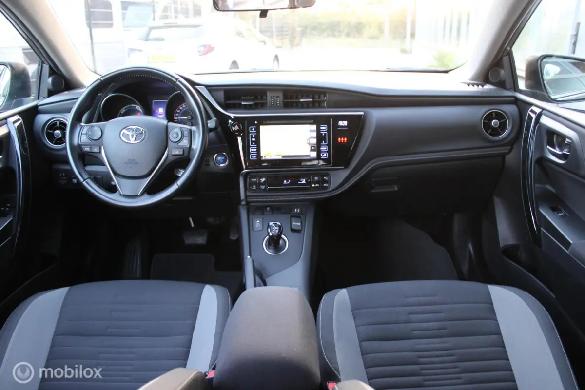 1.8 Hybrid Active | NL Auto Boekjes | Navigatie | Parkeersensoren achter.